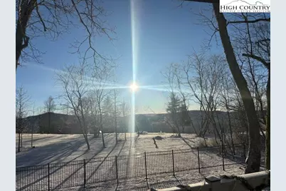 85 Crestwood Circle, Newland, NC 28657 - Photo 4