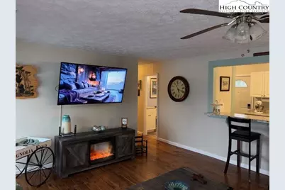 85 Crestwood Circle, Newland, NC 28657 - Photo 6