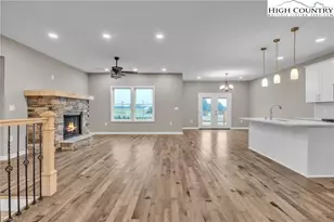 130 Oak Pointe Ln, Wilkesboro, NC 28697 - Photo 8