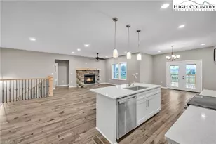 130 Oak Pointe Ln, Wilkesboro, NC 28697 - Photo 14