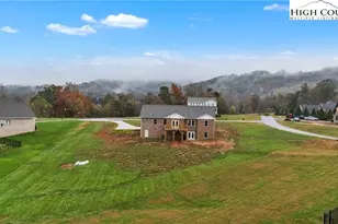 130 Oak Pointe Ln, Wilkesboro, NC 28697 - Photo 42