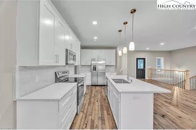 130 Oak Pointe Lane, Wilkesboro, NC 28697 - Photo 12