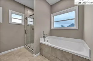 130 Oak Pointe Ln, Wilkesboro, NC 28697 - Photo 24