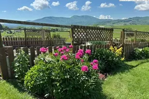 1083 Comers Rock Rd Rd, Elk Creek, VA 24326 - Photo 2