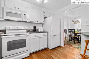 303 Sugar Top Dr, Sugar Mountain, NC 28604 - Photo 12