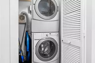 303 Sugar Top Dr, Sugar Mountain, NC 28604 - Photo 20