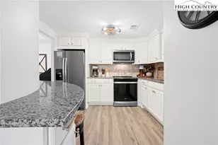 303 Sugar Top Dr, Sugar Mountain, NC 28604 - Photo 12