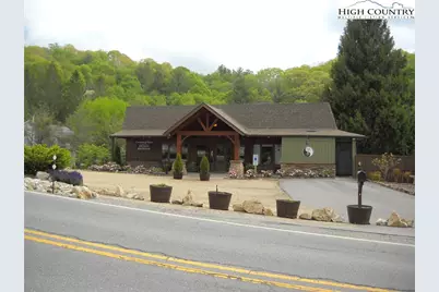 444 S Beech Mountain Parkway, Banner Elk, NC 28604 - Photo 46