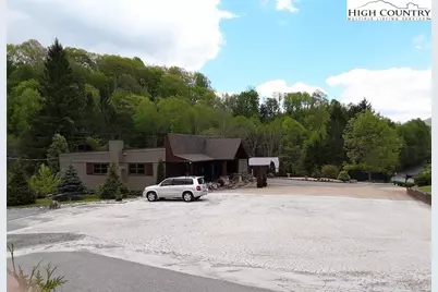 444 S Beech Mountain Parkway, Banner Elk, NC 28604 - Photo 46