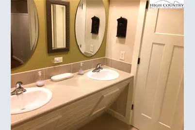 444 S Beech Mountain Parkway, Banner Elk, NC 28604 - Photo 26