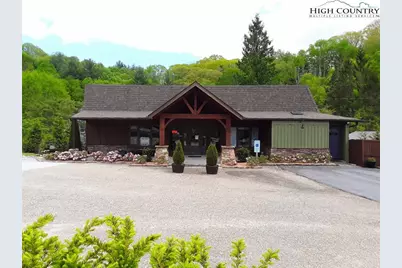 444 S Beech Mountain Parkway, Banner Elk, NC 28604 - Photo 2