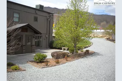 444 S Beech Mountain Parkway, Banner Elk, NC 28604 - Photo 42
