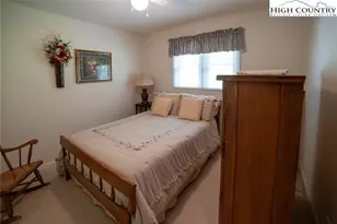 189 Old Nc 181, Newland, NC 28657 - Photo 20