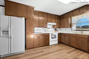 7143 Old US 421 S, Deep Gap, NC 28618 - Photo 12