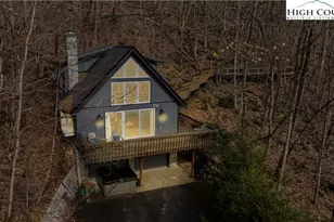 556/558 Thorncliff Dr, Seven Devils, NC 28604 - Photo 36