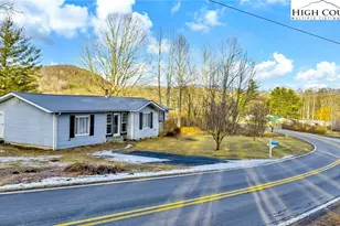 1653 Black Bear Inn Rd, West Jefferson, NC 28694 - Photo 6