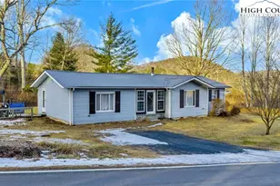 1653 Black Bear Inn Rd, West Jefferson, NC 28694 - Photo 2