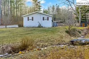 1653 Black Bear Inn Rd, West Jefferson, NC 28694 - Photo 24