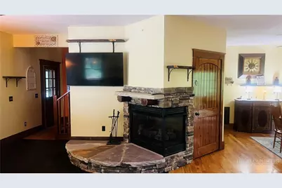 242 Wallace Crossing, Todd, NC 28684 - Photo 6