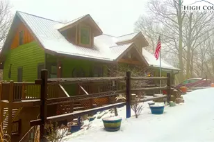 242 Wallace Crossing, Todd, NC 28684 - Photo 2