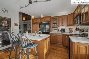 137 Granny's Ridge Rd, Ferguson, NC 28624 - Photo 6