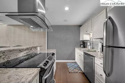 378 Skyleaf Drive #A8, Sugar Mountain, NC 28604 - Photo 6