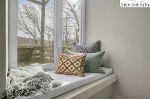 378 Skyleaf Dr, Sugar Mountain, NC 28604 - Photo 10