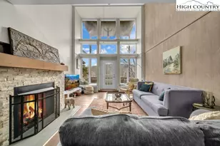 378 Skyleaf Dr, Sugar Mountain, NC 28604 - Photo 4