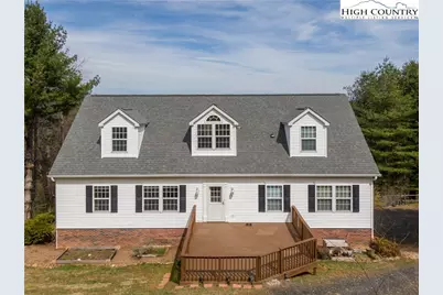 449 Meadow Ridge Drive, Jefferson, NC 28640 - Photo 2