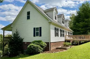 449 Meadow Ridge Dr, Jefferson, NC 28640 - Photo 4