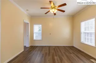 449 Meadow Ridge Dr, Jefferson, NC 28640 - Photo 16