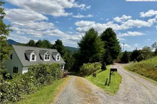 449 Meadow Ridge Dr, Jefferson, NC 28640 - Photo 4