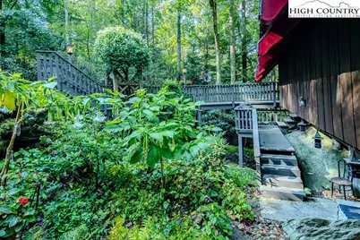 335 Cherry, Boone, NC 28607 - Photo 30