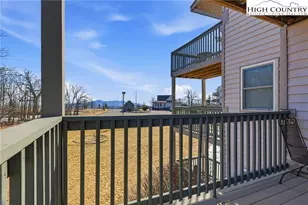 301 Pinnacle Inn Rd, Beech Mountain, NC 28604 - Photo 14