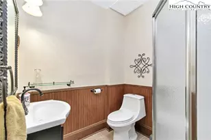 140 Library Ln, Banner Elk, NC 28604 - Photo 10