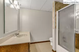 2718 Arden Dr, Lenoir, NC 28645 - Photo 44