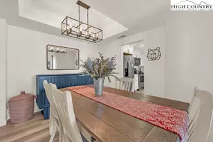 303 Sugar Top Dr, Sugar Mountain, NC 28604 - Photo 8