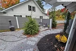 494 Cranberry St, Newland, NC 28657 - Photo 10