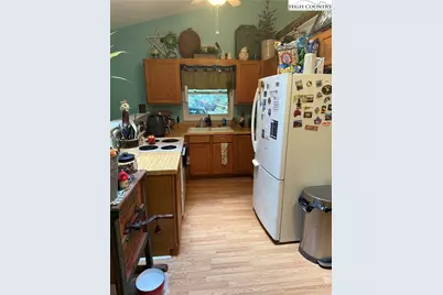 61 River Loop, Newland, NC 28657 - Photo 12