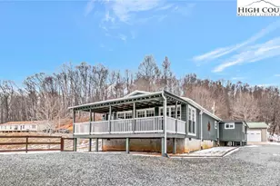 160 Disney Ln, Newland, NC 28657 - Photo 2