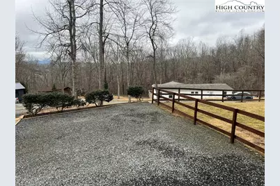 160 Disney Lane, Newland, NC 28657 - Photo 24
