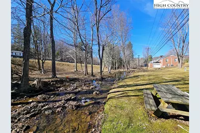 270 Wade E Vannoy Dr, Todd, NC 28684 - Photo 26