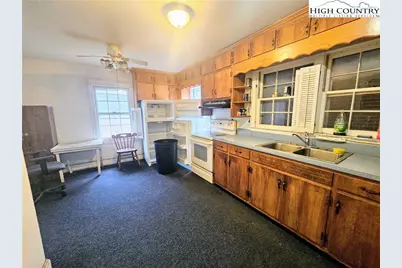 270 Wade E Vannoy Dr, Todd, NC 28684 - Photo 6