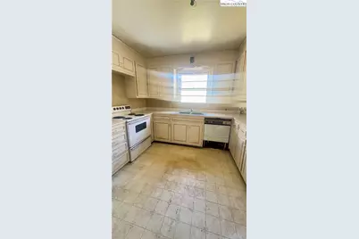 225 Davis Road, Crumpler, NC 28617 - Photo 8