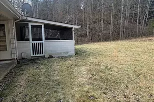 225 Davis Rd, Crumpler, NC 28617 - Photo 42