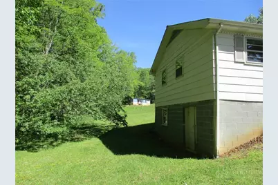 225 Davis Road, Crumpler, NC 28617 - Photo 38