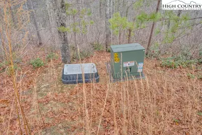 26 Lavender Lane, Ferguson, NC 28624 - Photo 8