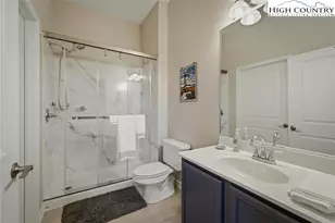 406 E Union St, Morganton, NC 28655 - Photo 20