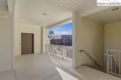 406 E Union Street #B, Morganton, NC 28655 - Photo 4