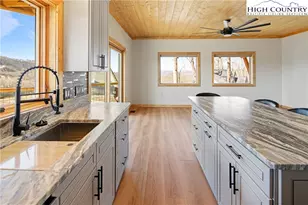 330 Maplewood Cir, Boone, NC 28607 - Photo 6